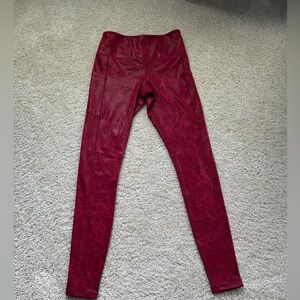 ZYIA Rosa Maze Pocket Light n Tight Hi-Rise LeggingSize 4